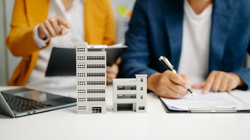 Short-term rental investment course
